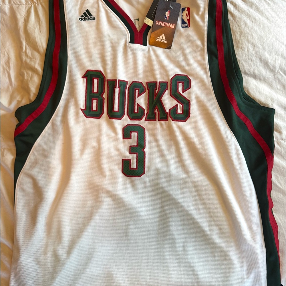 Milwaukee Bucks Brandon Jennings signed basketball Jersey - Like new
